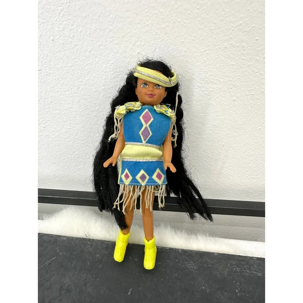 Vintage Kid Kore Heartland Dancing Brook Doll Native American yellow